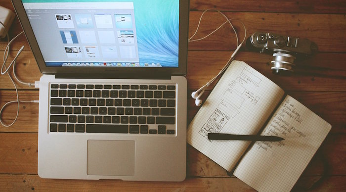 Scaled_apple-camera-desk-office