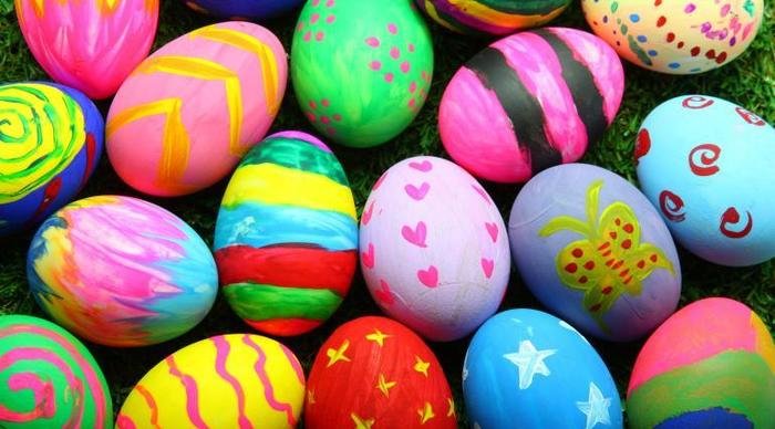Scaled_easter-eggs