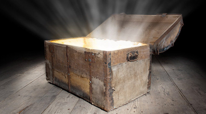 Scaled_baule_illuminato